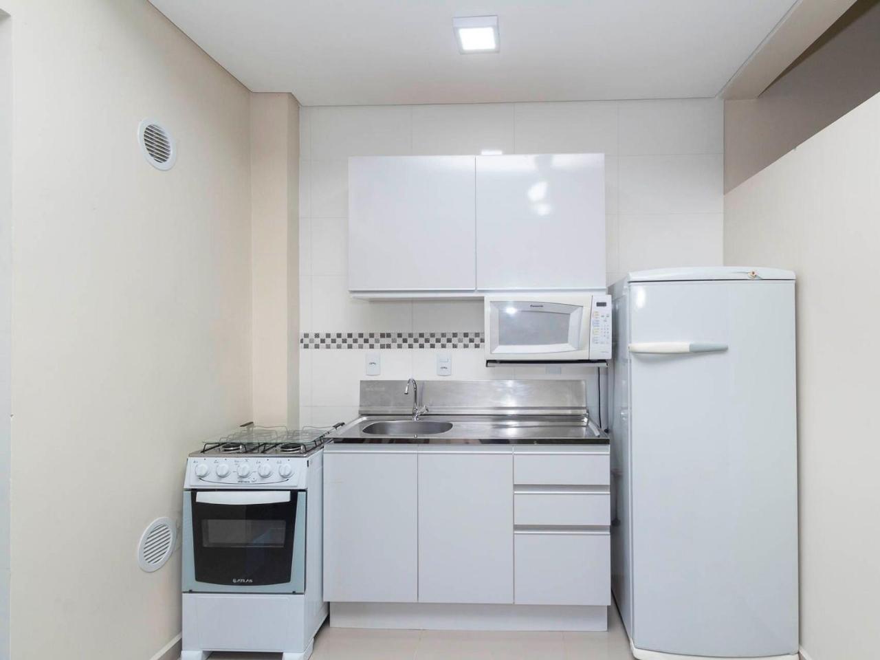 Apartamento Economico Para 4 Pessoas Em 봄비나스 외부 사진