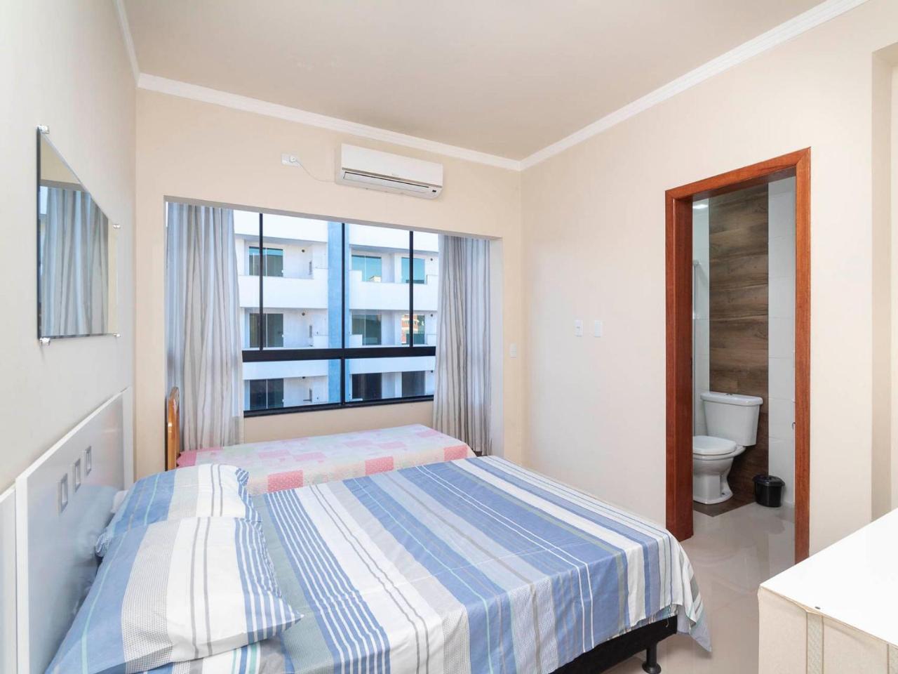 Apartamento Economico Para 4 Pessoas Em 봄비나스 외부 사진